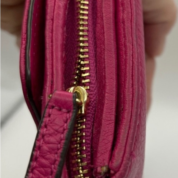 Michael Kors fuschia pink wallet pebbled leather outer pocket credit card slots - Picture 6 of 6
